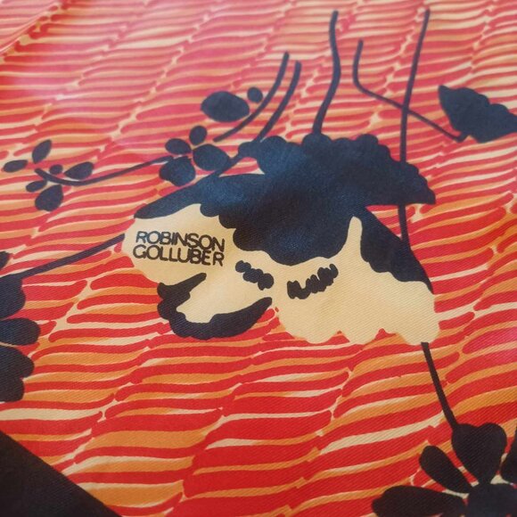 Excellent Vintage Robinson Golluber Silk Scarf Navy Red Cream Floral Graphic - Picture 2 of 3